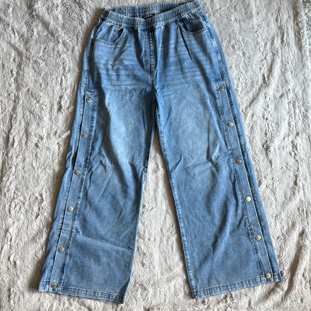 Side Snap Pants